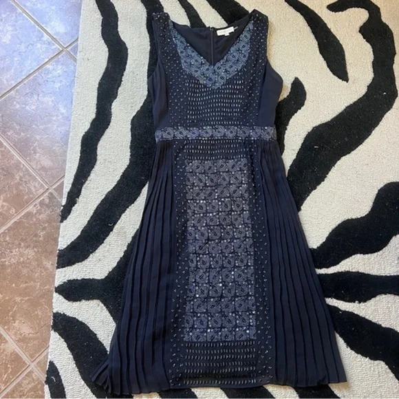 Tory Burch Silk Beaded Sequin Luxe Pleated Cocktail Dress in Navy Size 4 - Picture 9 of 16